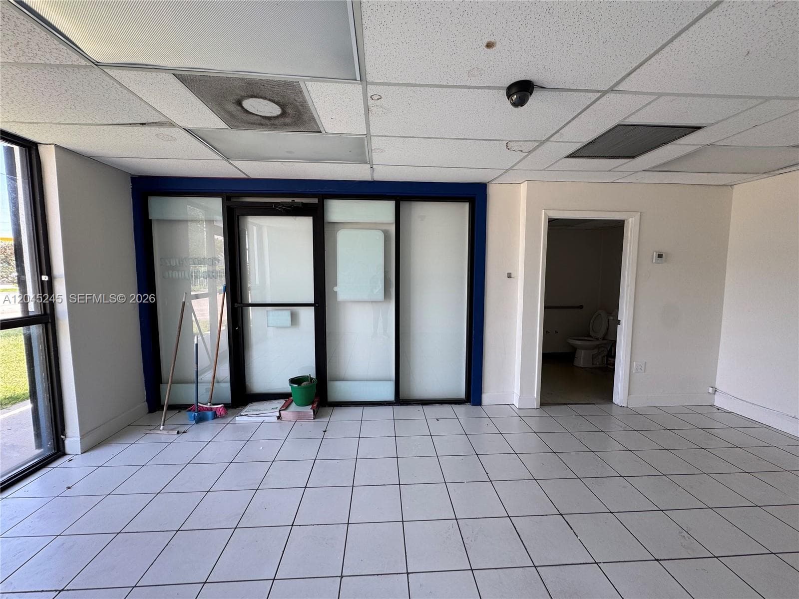 90 NW 79th Ave, Miami, FL 33126 photo 2
