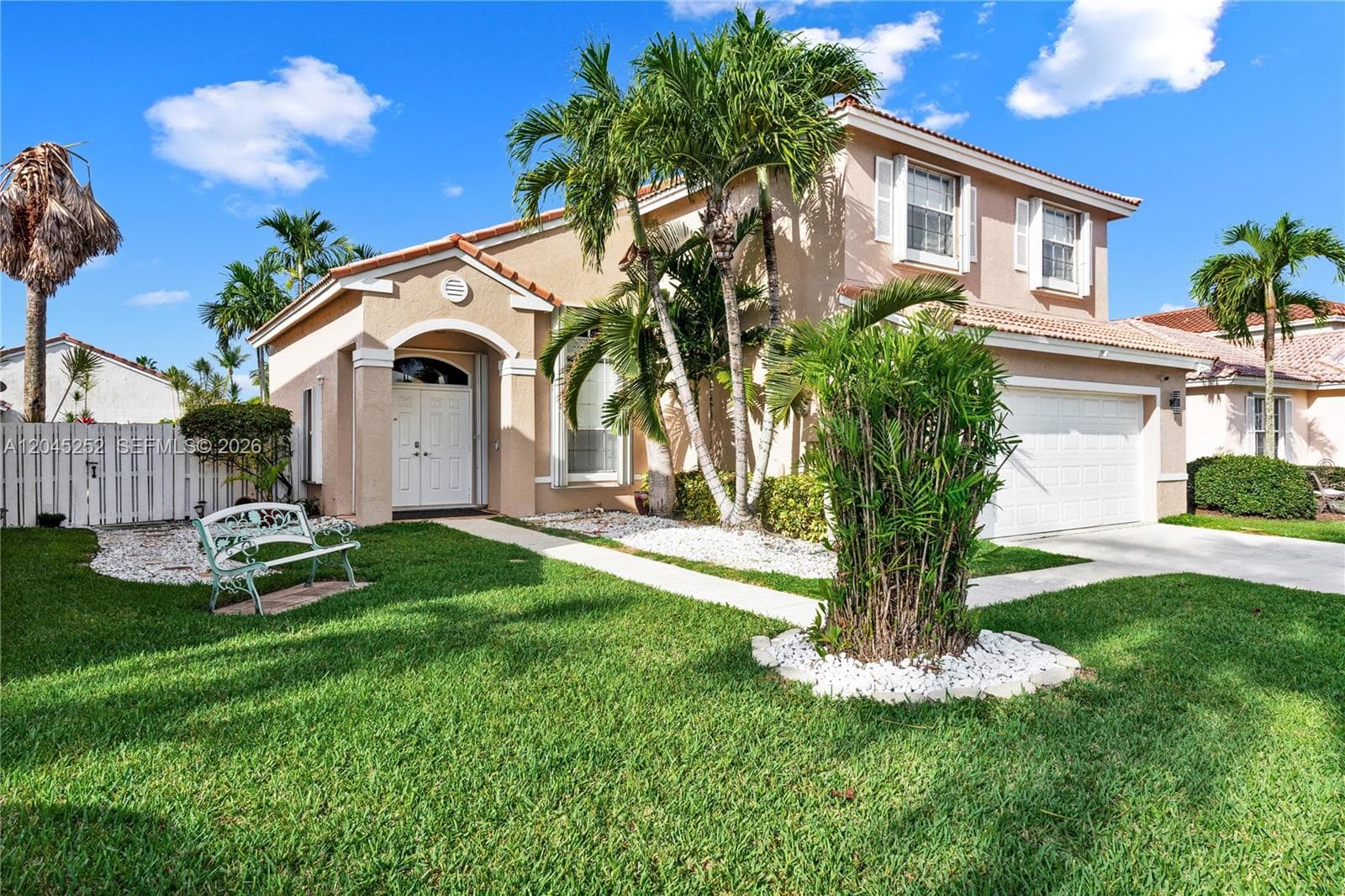18910 NW 10th Ter, Pembroke Pines, FL 33029 photo 2