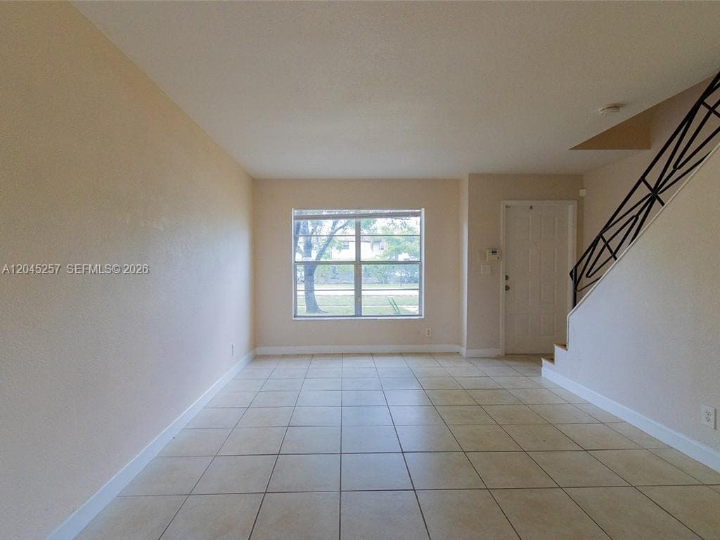 4648 NW 9th Dr # 4648, Plantation, FL 33317 photo 5