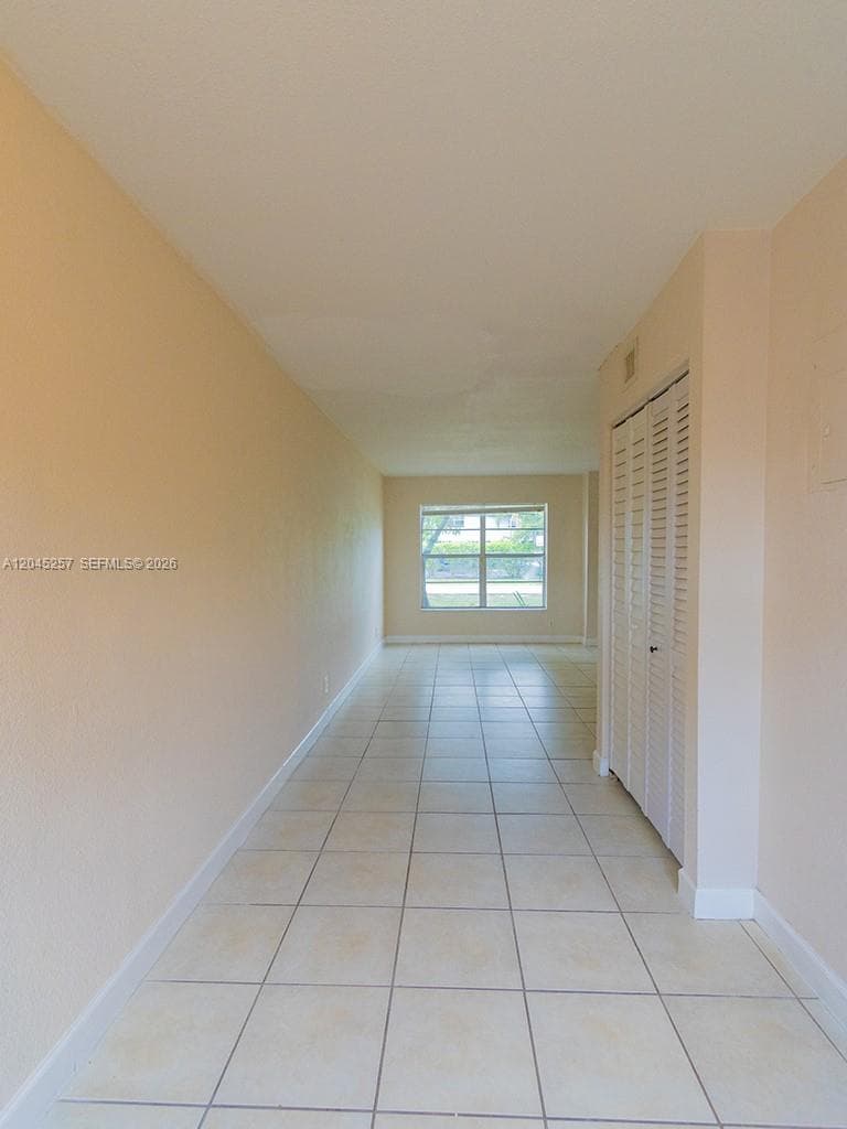 4648 NW 9th Dr # 4648, Plantation, FL 33317 photo 4