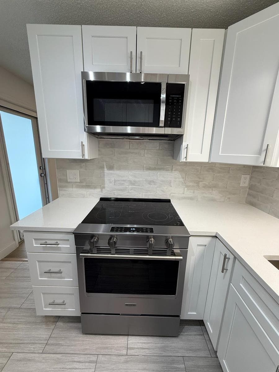 2630 W 28th Street, Riviera Beach, FL 33404 photo 4