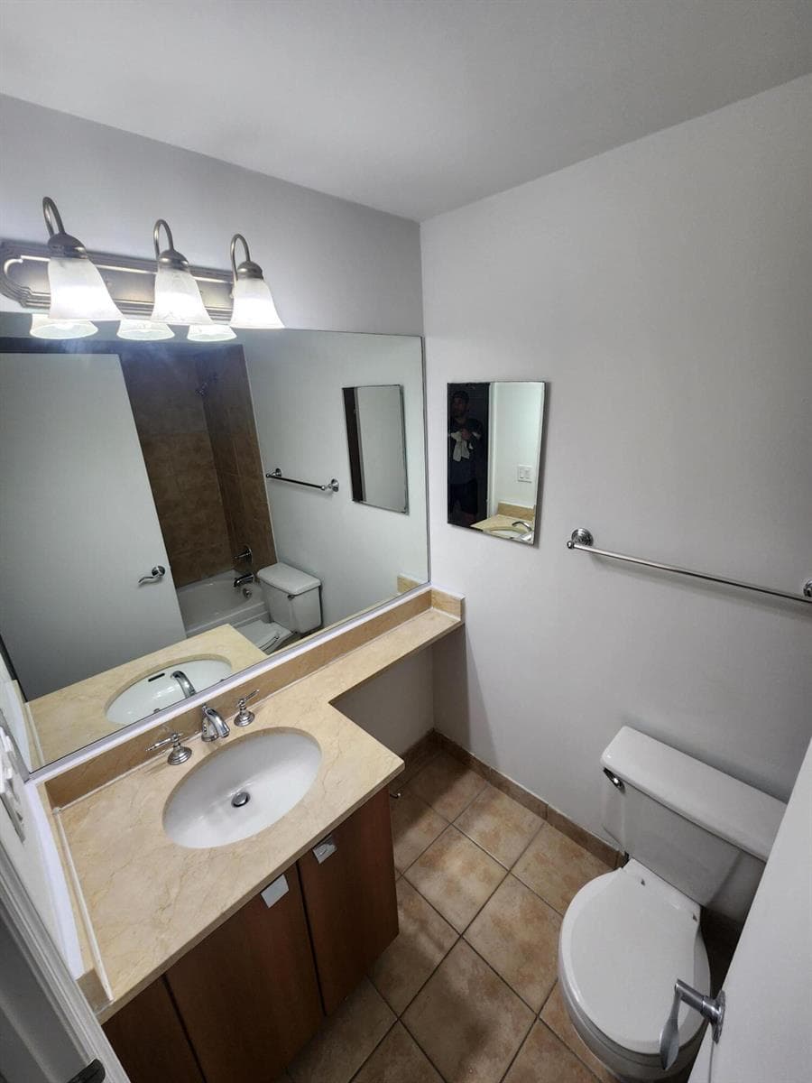 1020 Crystal Way # F, Delray Beach, FL 33444 photo 5