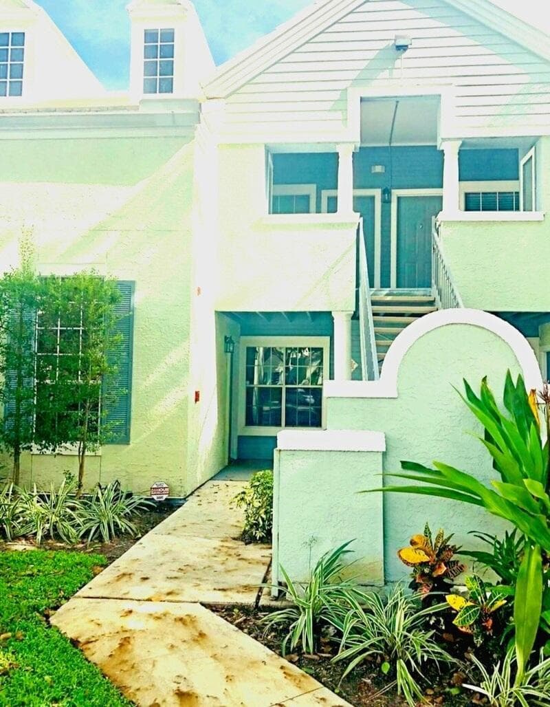 1020 Crystal Way # C, Delray Beach, FL 33444 photo 2