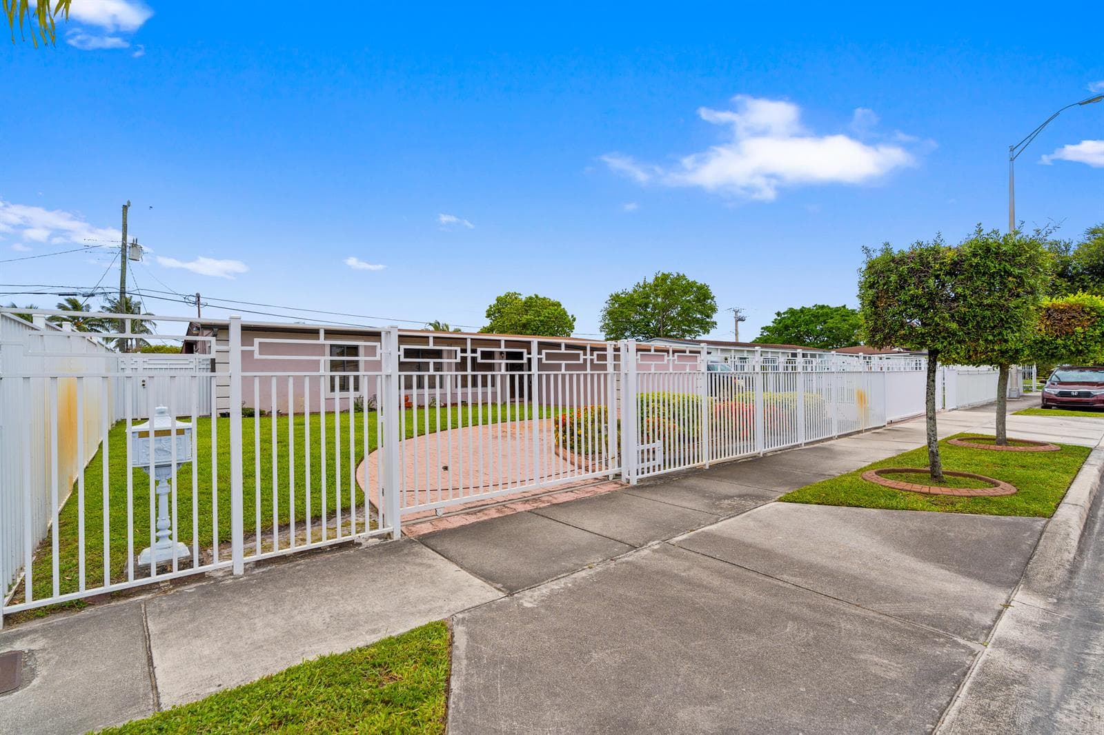 6160 W 14th Avenue, Hialeah, FL 33012 photo 3