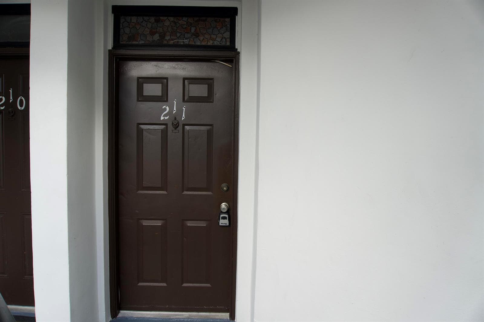 213 Lake Pointe Drive # 211, Oakland Park, FL 33309