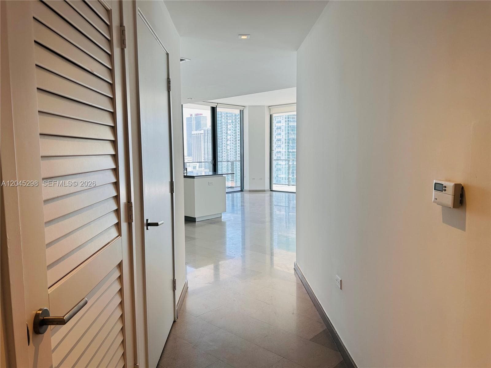 88 SW 7th St # 1511, Miami, FL 33130 photo 2