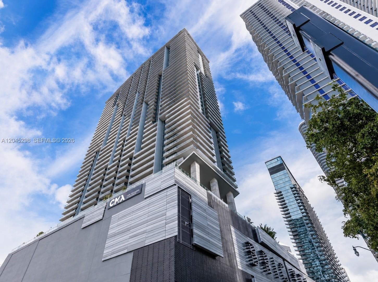 88 SW 7th St # 1511, Miami, FL 33130
