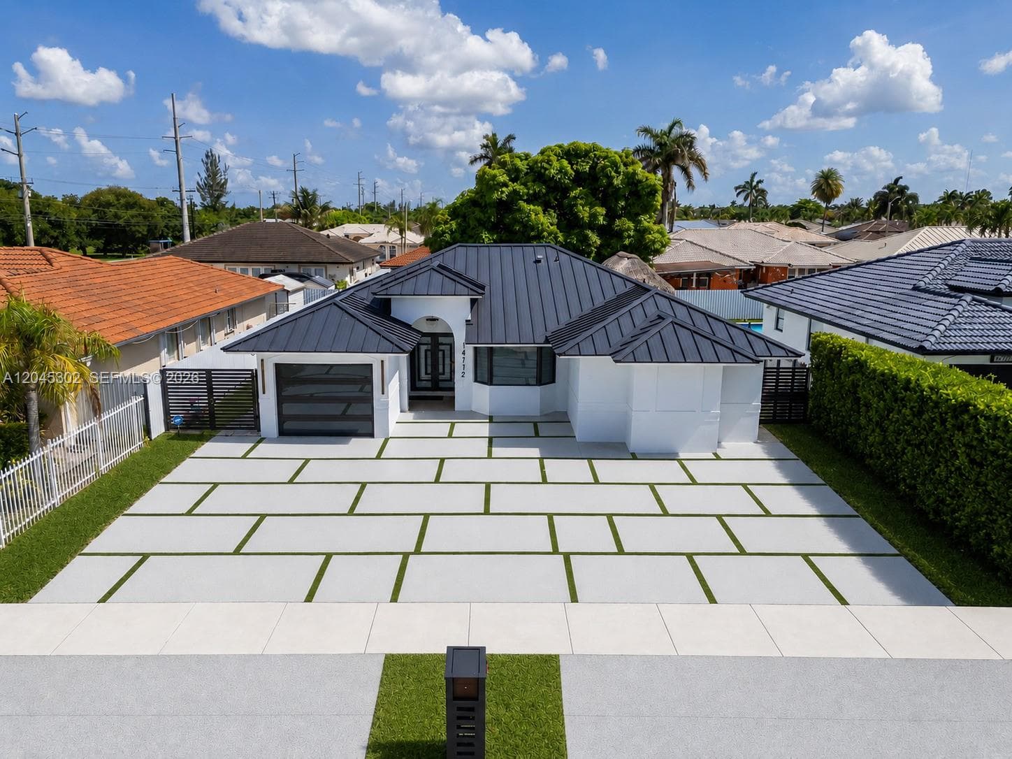 14712 SW 176th Ter, Miami, FL 33187