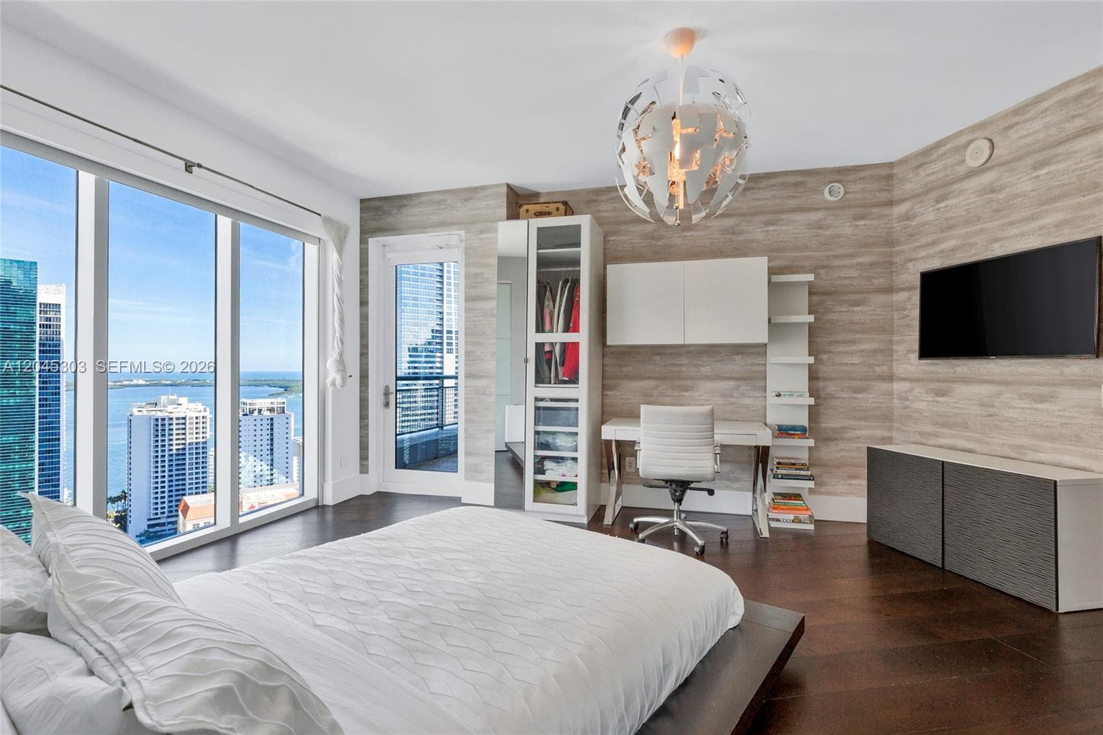 60 SW 13th St # 3200, Miami, FL 33130 photo 5