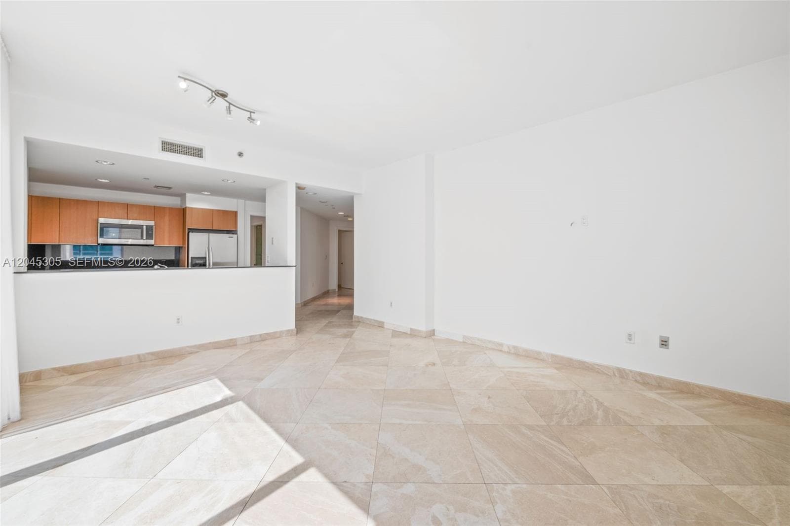 1050 Brickell Ave # 3314, Miami, FL 33131 photo 3