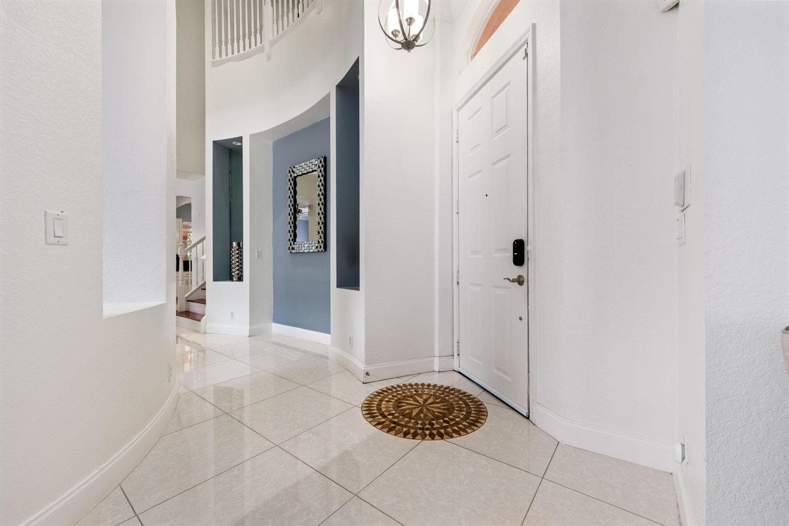 658 Cresta Circle, West Palm Beach, FL 33413 photo 4