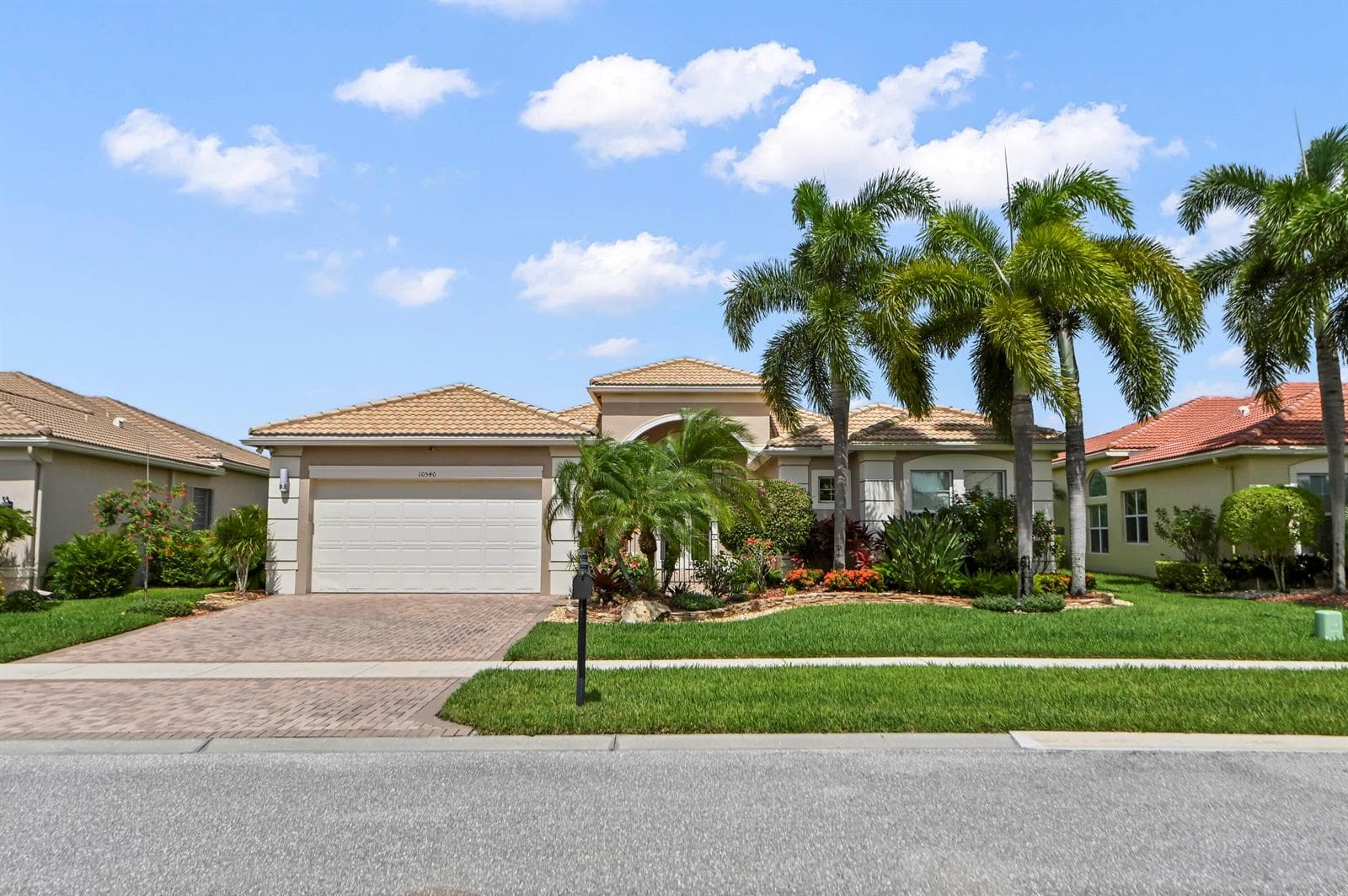 10540 Whitewind Circle, Boynton Beach, FL 33473 photo 4