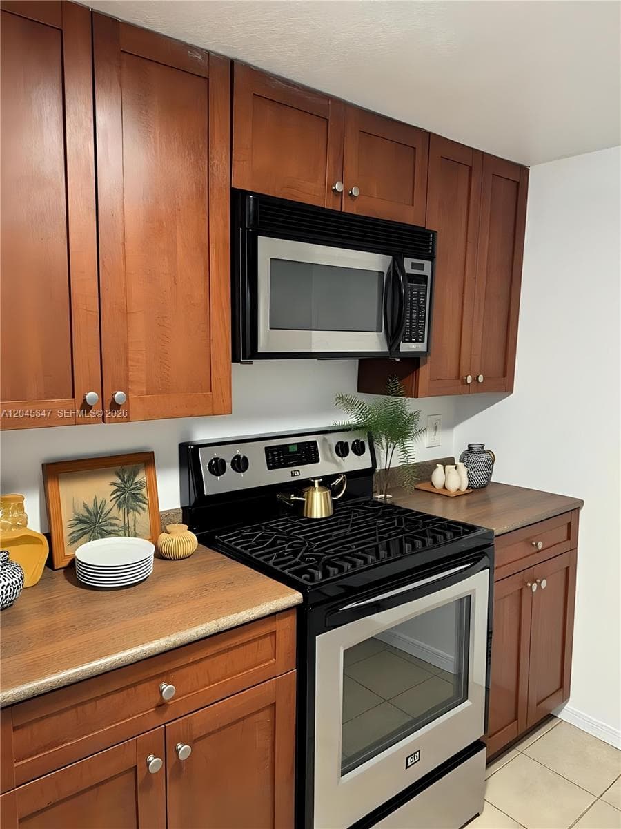 36 NW 6th Ave # 601, Miami, FL 33128 photo 4