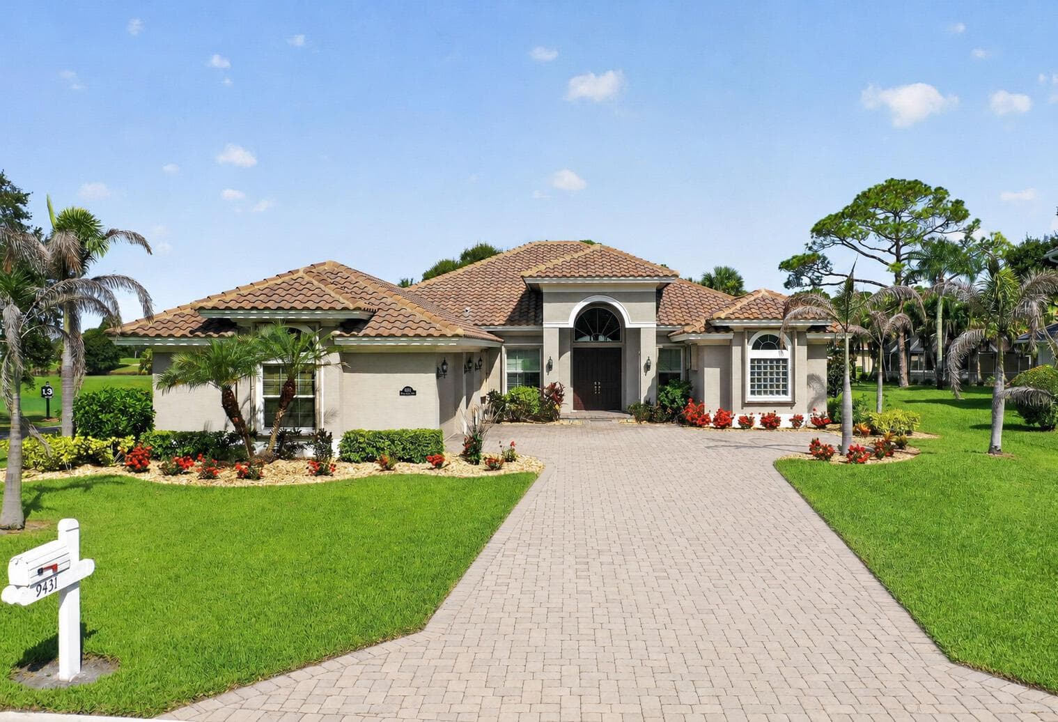 9431 Meadowood Drive, Fort Pierce, FL 34951 photo 2