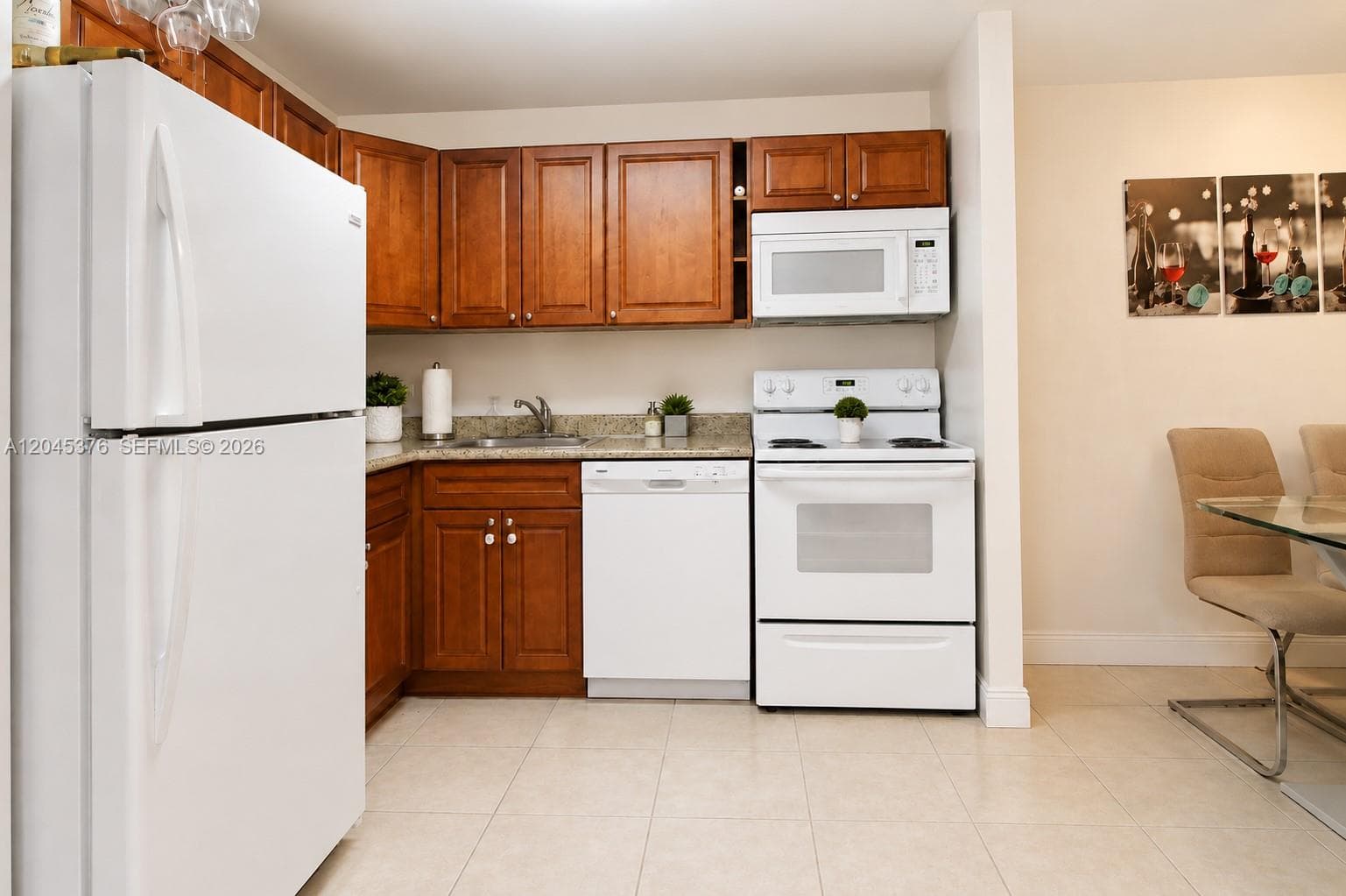 7090 NW 179th St # 108, Hialeah, FL 33015 photo 3