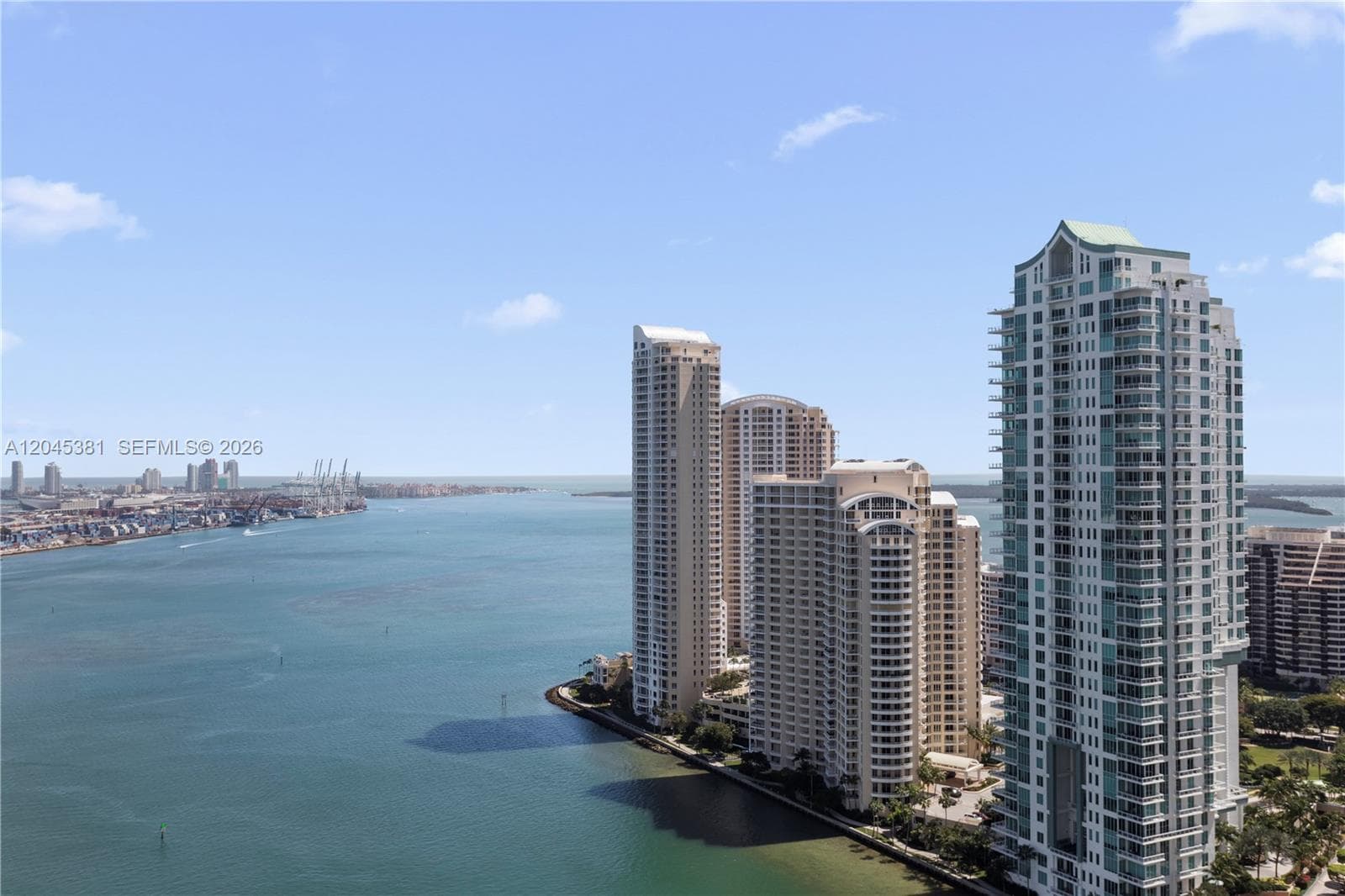 300 S Biscayne Blvd # T-2806, Miami, FL 33131 photo 4