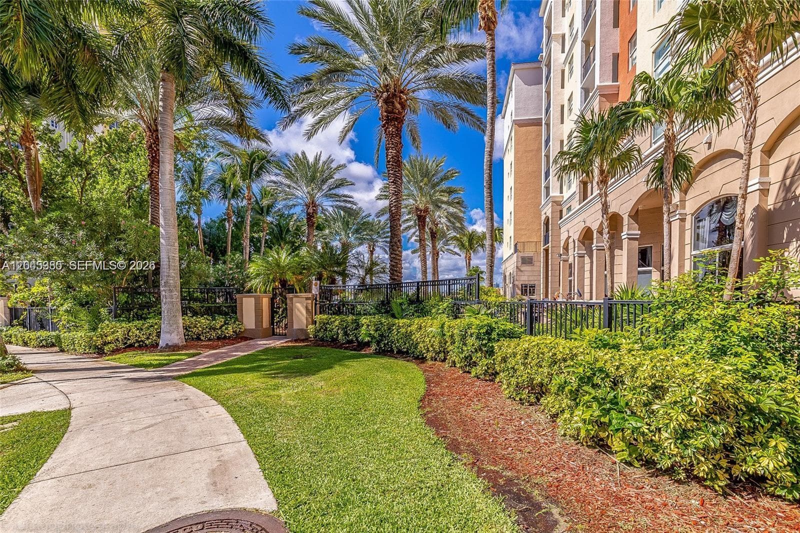 17150 N Bay Rd # 2222, Sunny Isles Beach, FL 33160 photo 2