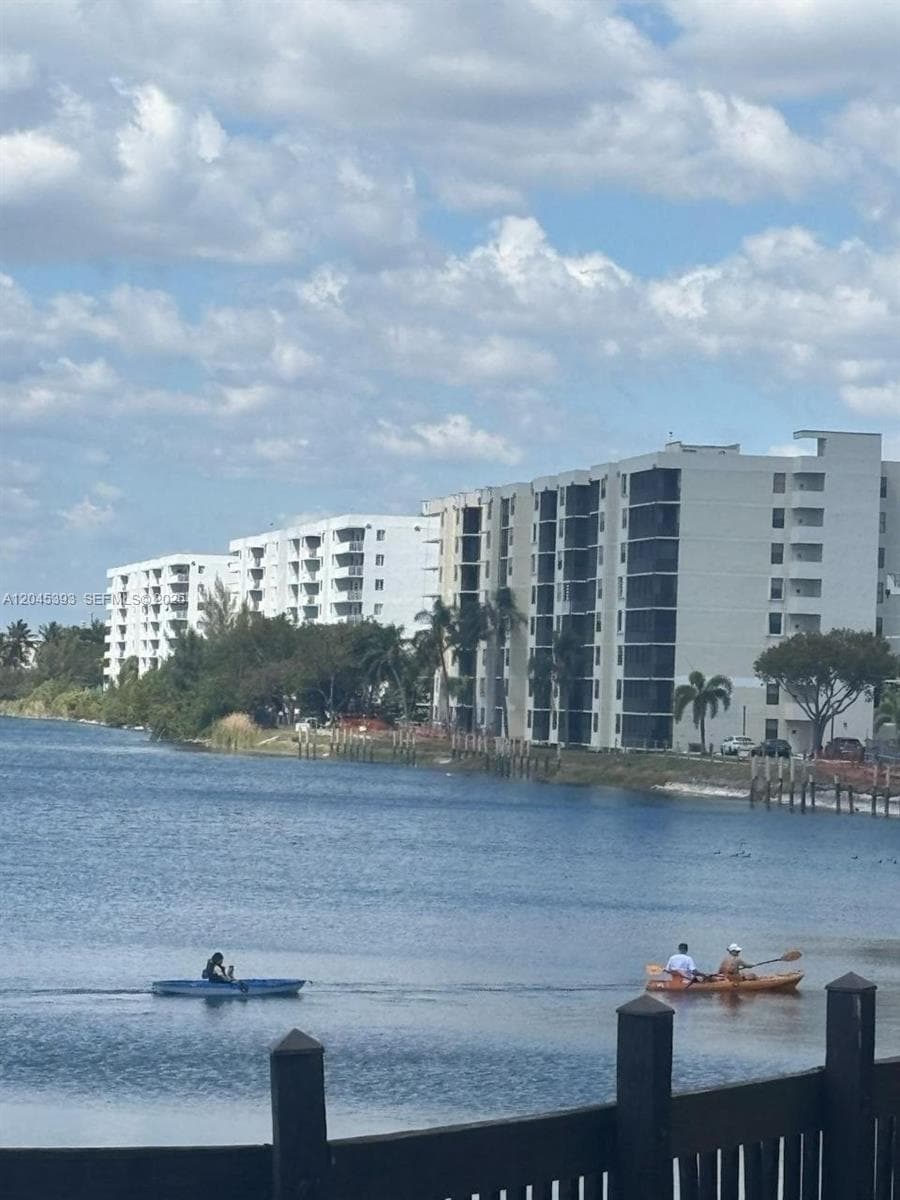 109 Lake Emerald Dr # 105, Oakland Park, FL 33309 photo 3