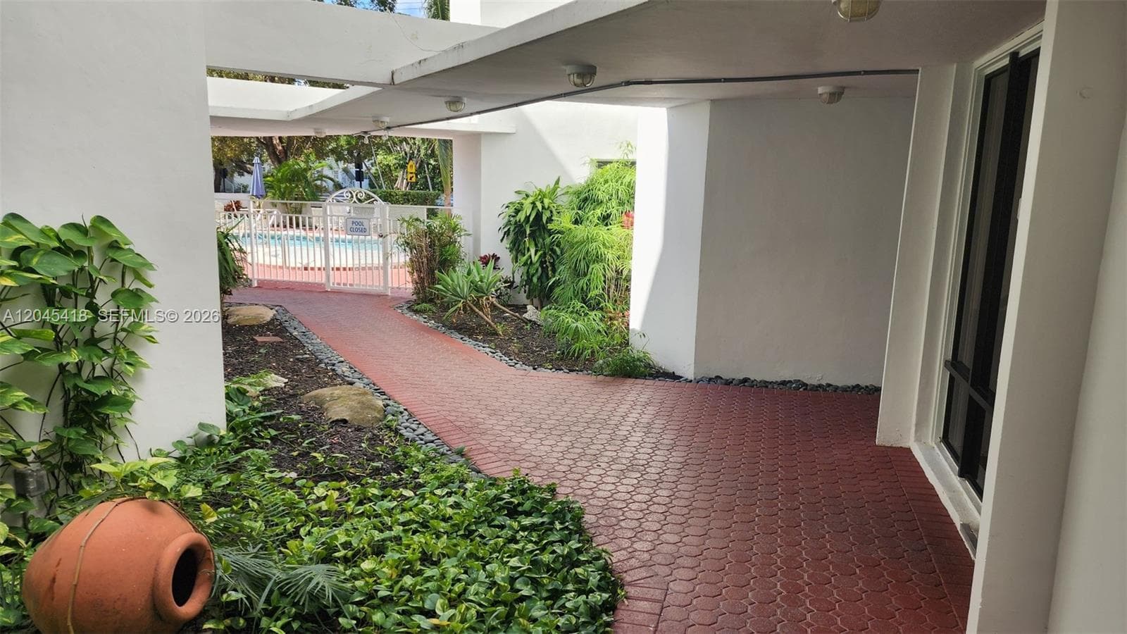 1075 93rd St # 304, Bay Harbor Islands, FL 33154 photo 4