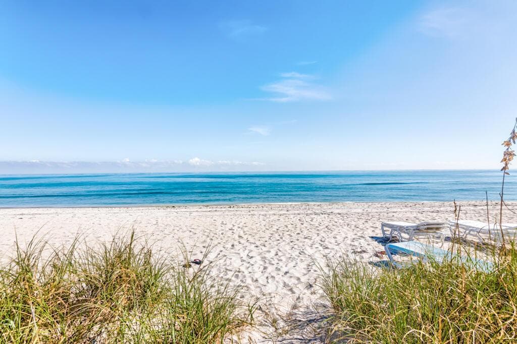 205 NE 3rd Street # 104, Boynton Beach, FL 33435