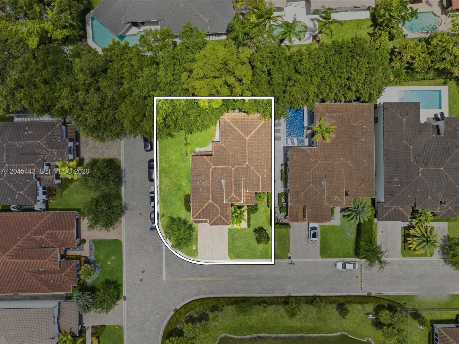 3439 N Brookfield Cir N, Hollywood, FL 33312 photo 4