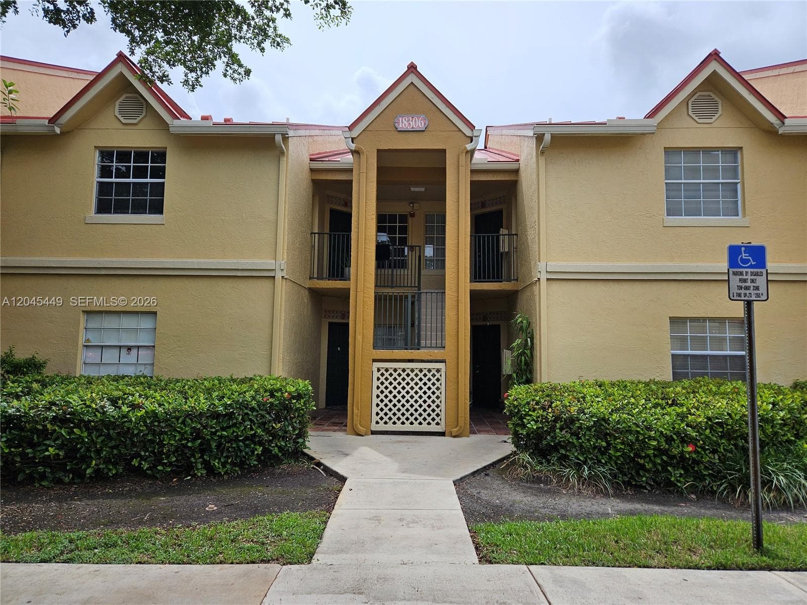 18306 NW 68th Ave # H, Hialeah, FL 33015