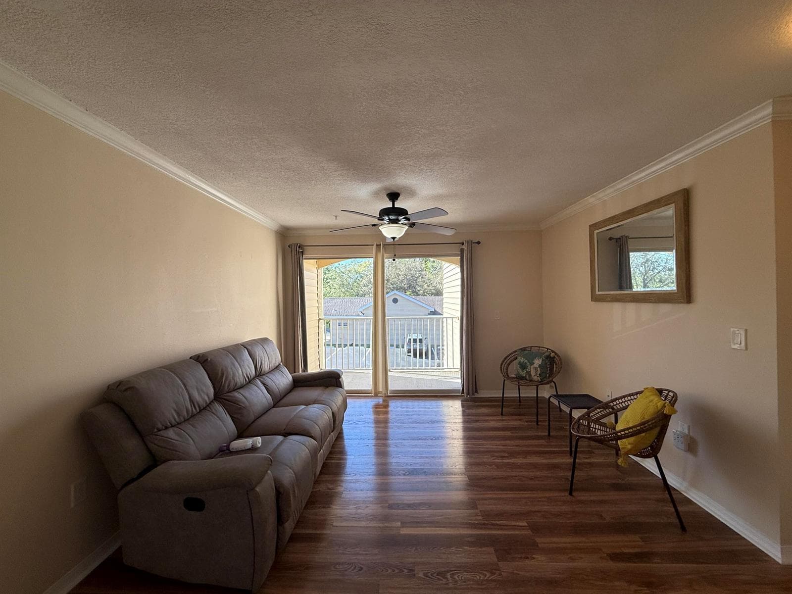 1979 Summer Club Drive # 213, FL 32765 photo 2