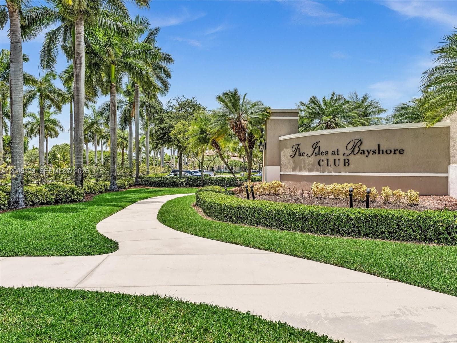 8887 SW 225th St, Cutler Bay, FL 33190 photo 2