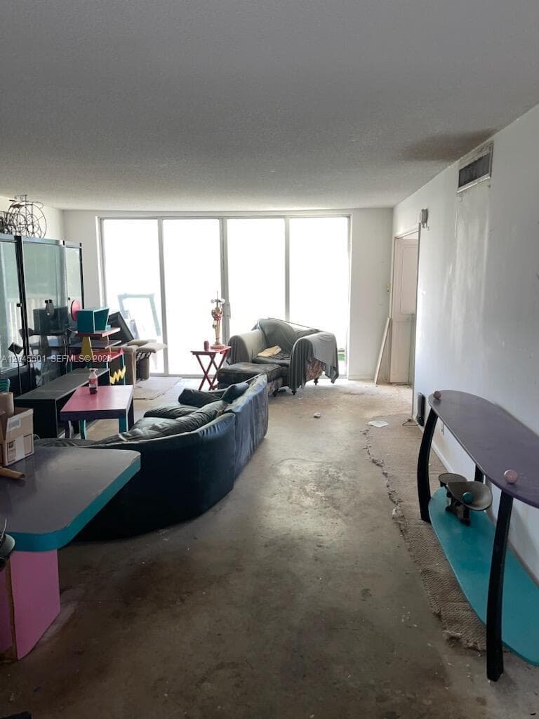 3090 N Course Dr # 401, Pompano Beach, FL 33069 photo 4