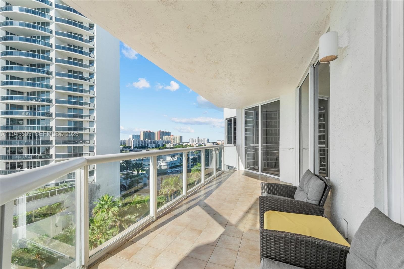 17275 Collins Ave # 804, Sunny Isles Beach, FL 33160 photo 4