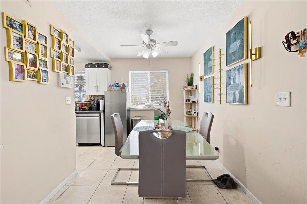 1905 Lake Worth Road, FL 33461 photo 2