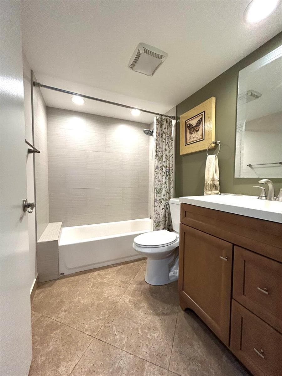 13830 Oneida Drive # G1, Delray Beach, FL 33446 photo 2