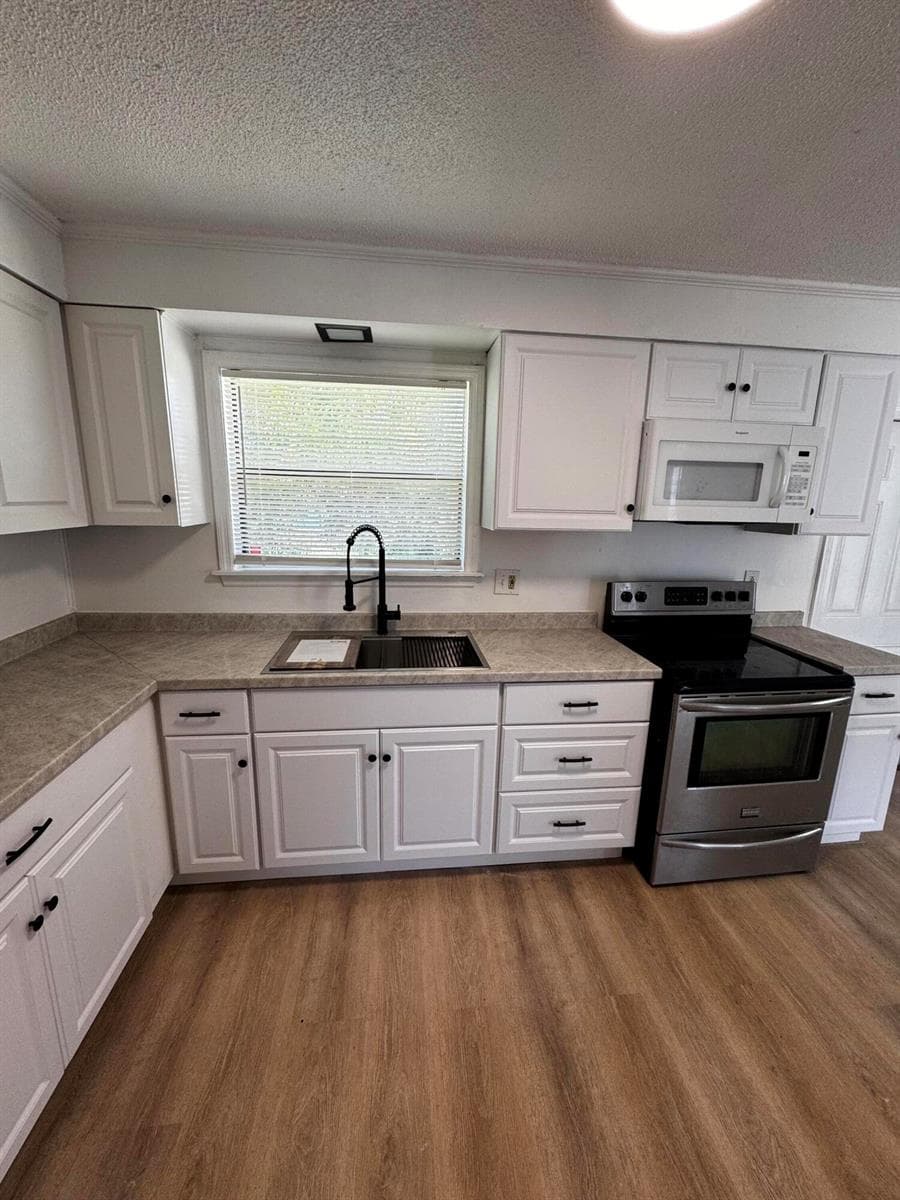 1464 W 32nd Street, Riviera Beach, FL 33404 photo 4