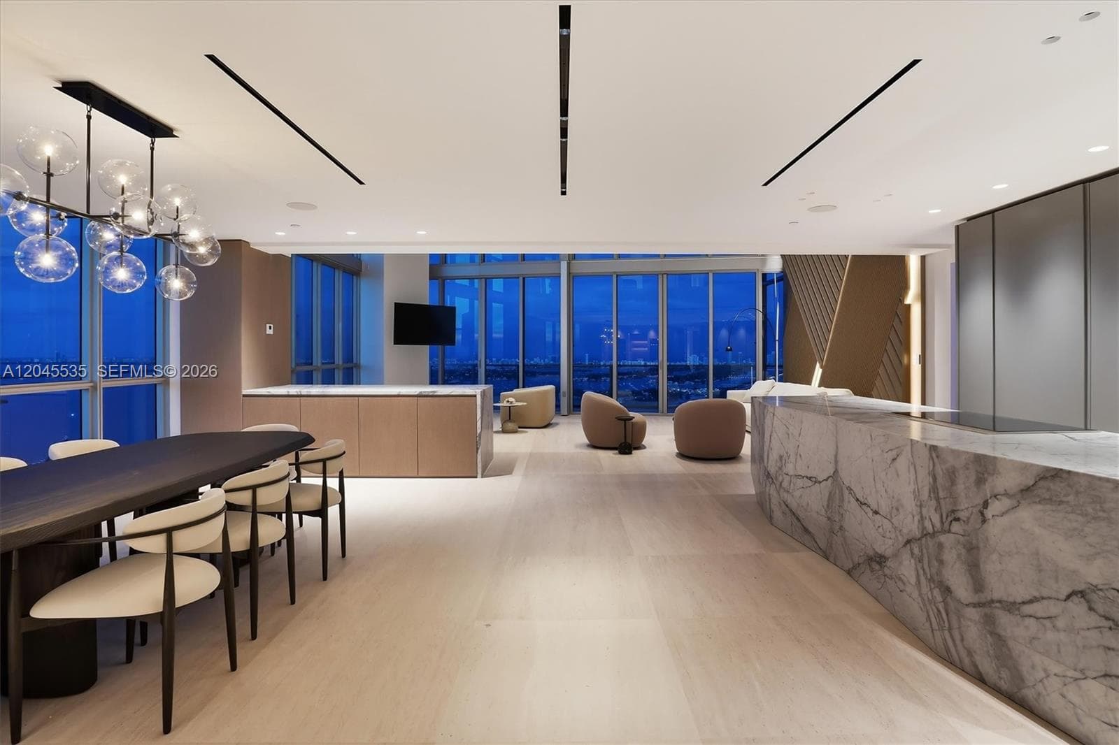 1100 Biscayne Blvd # 3906, Miami, FL 33132 photo 2