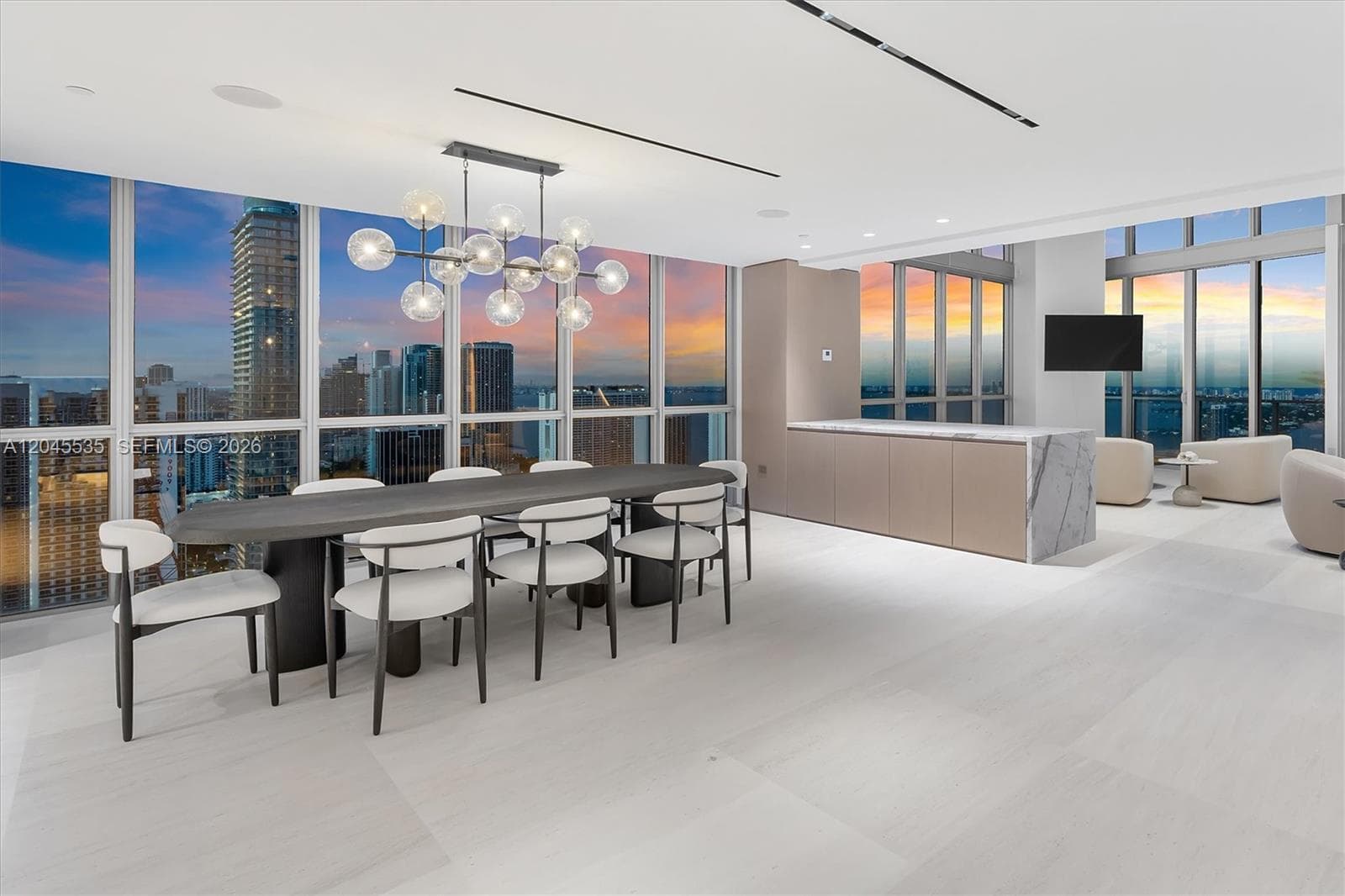 1100 Biscayne Blvd # 3906, Miami, FL 33132 photo 3