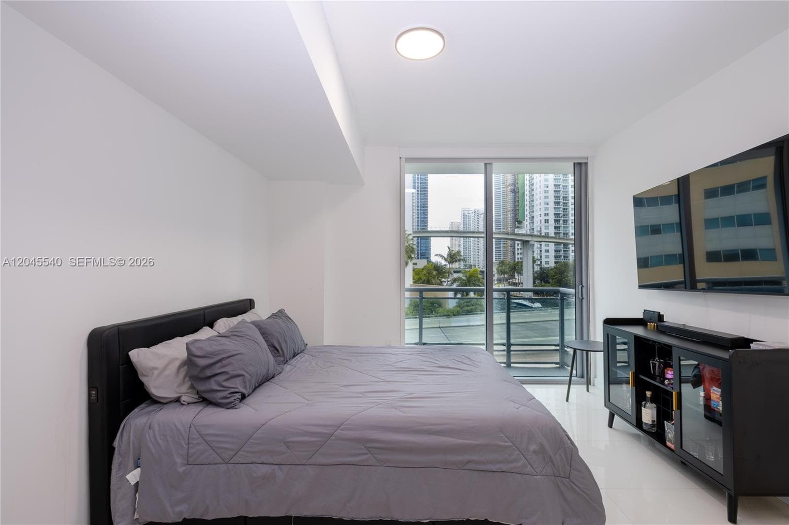 350 S Miami Ave # 306, Miami, FL 33130 photo 5