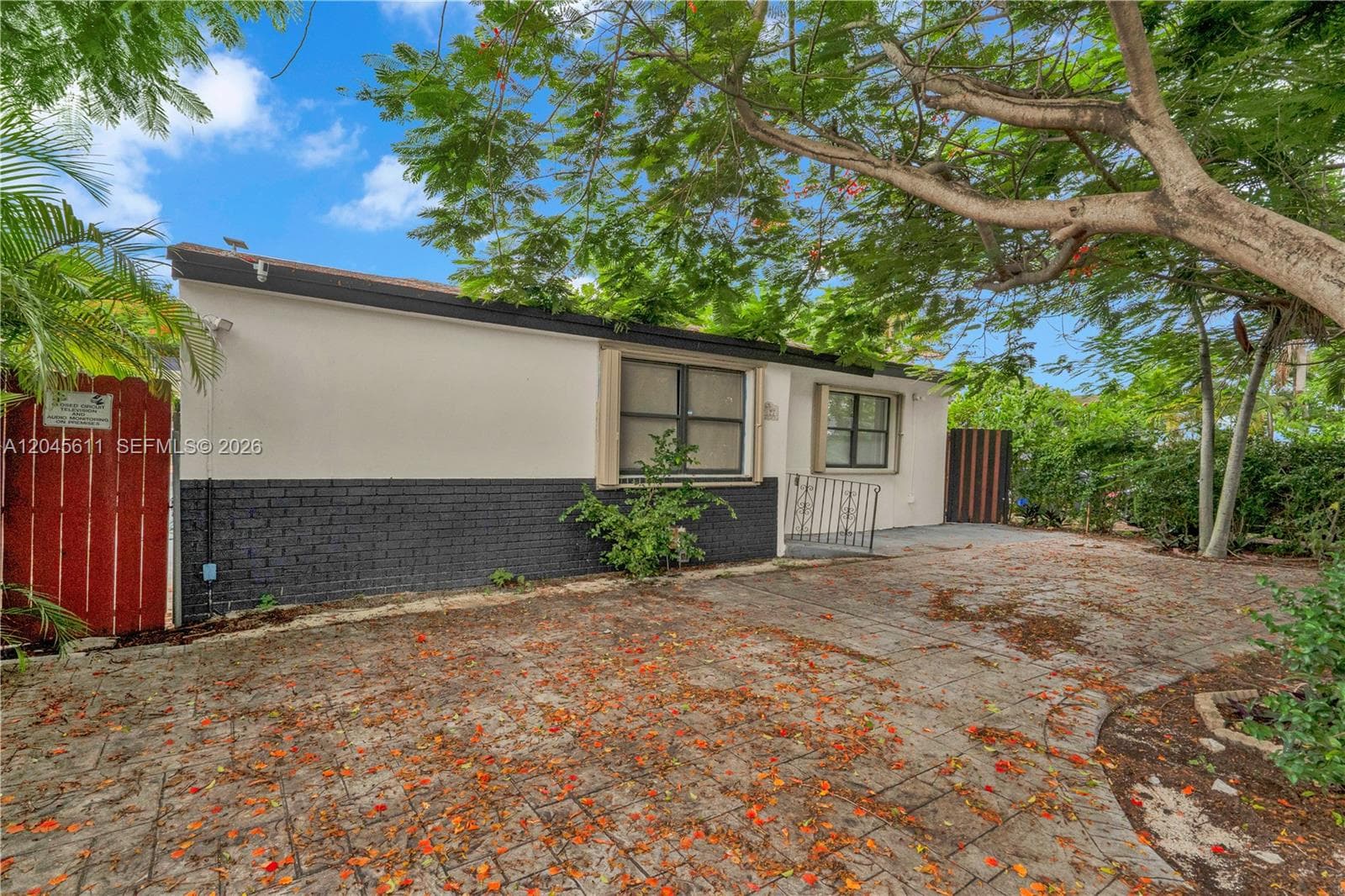 2827 Adams St, Hollywood, FL 33020
