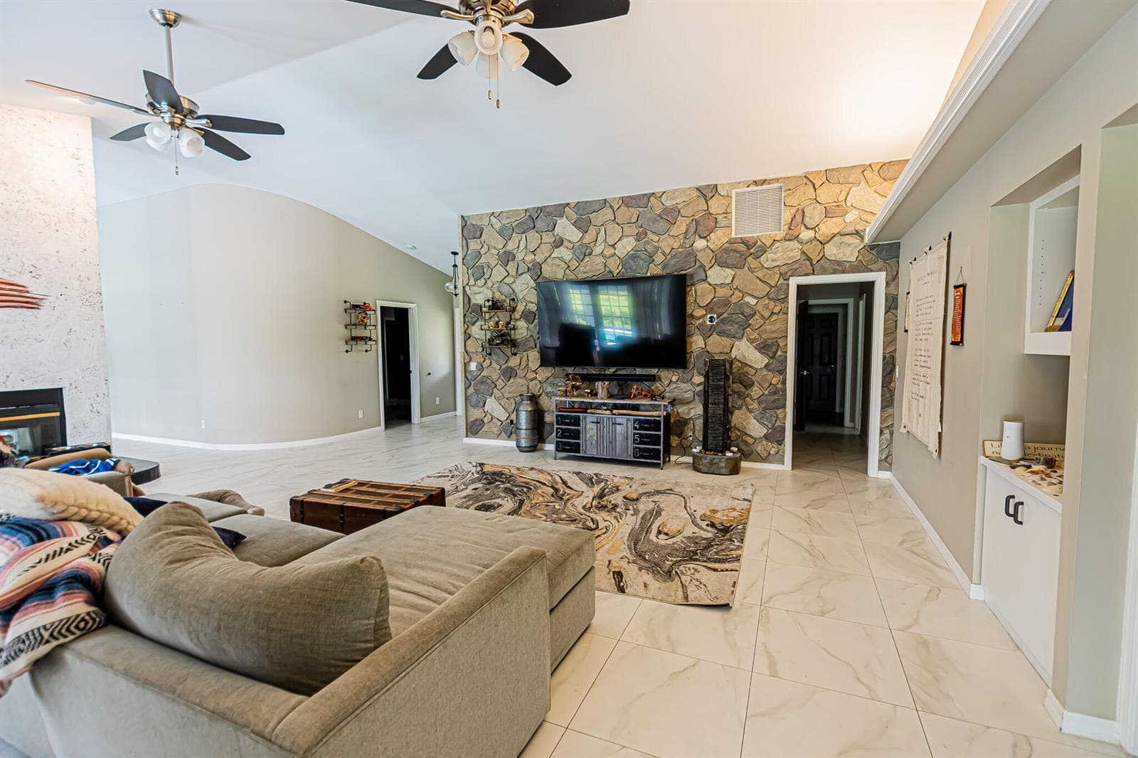 1282 SW Bent Pine Cove, Port St. Lucie, FL 34986 photo 4
