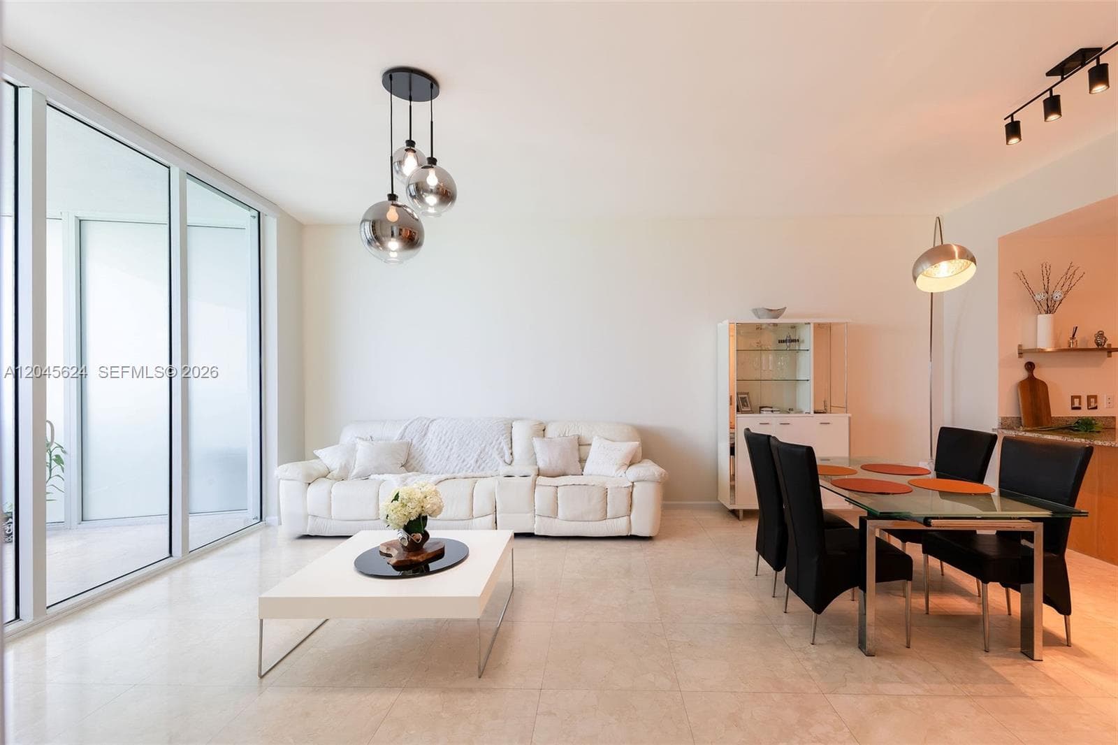 15901 Collins Ave # 2502, Sunny Isles Beach, FL 33160 photo 2