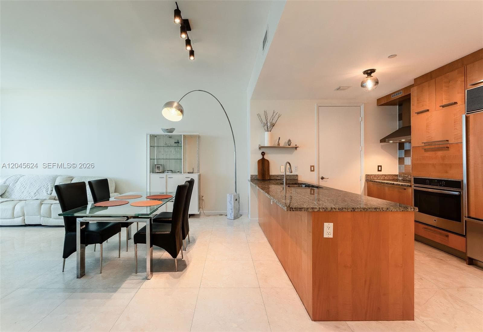15901 Collins Ave # 2502, Sunny Isles Beach, FL 33160 photo 5