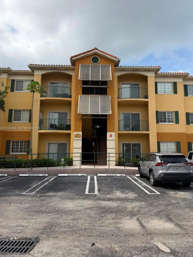 7220 NW 114th Ave # 105, Doral, FL 33178 photo 2