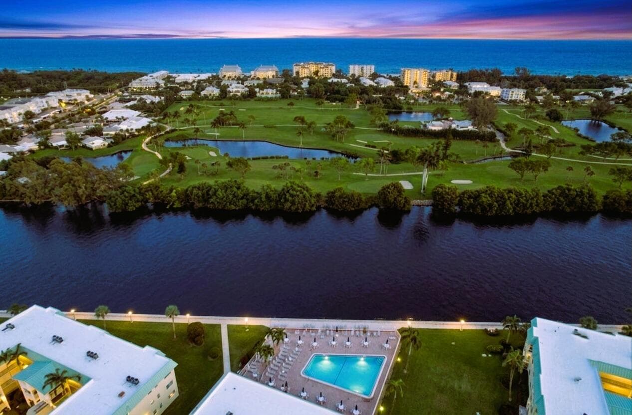 35 Colonial Club Drive # 203, Boynton Beach, FL 33435