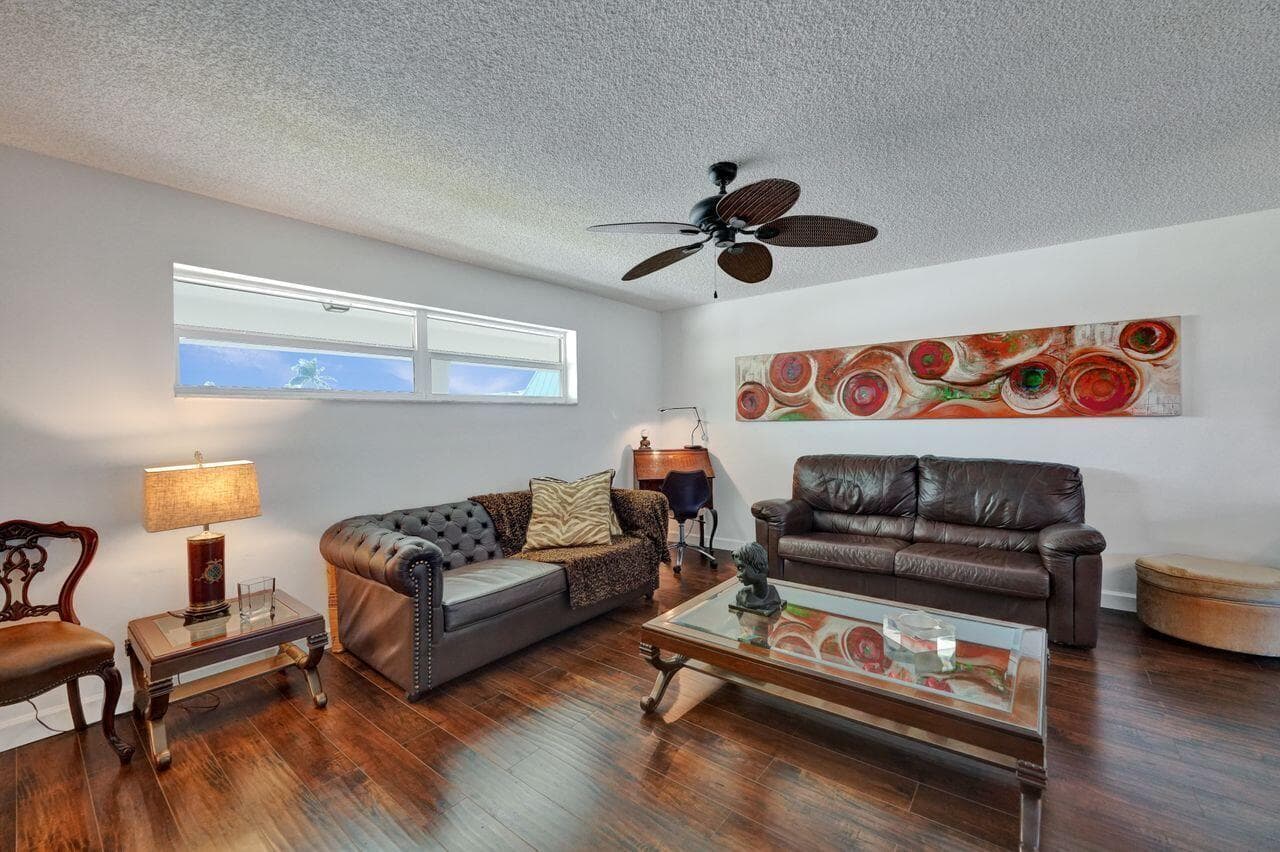 35 Colonial Club Drive # 203, Boynton Beach, FL 33435 photo 4
