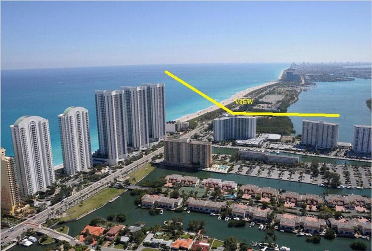 100 Bayview Drive # 1825, Sunny Isles Beach, FL 33160