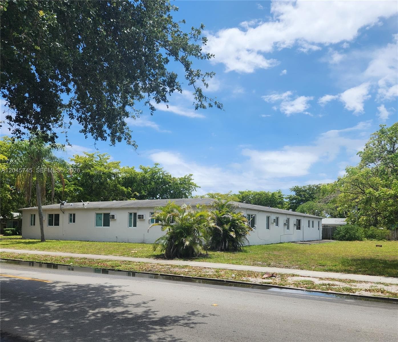 2000 Washington St, Hollywood, FL 33020 photo 4