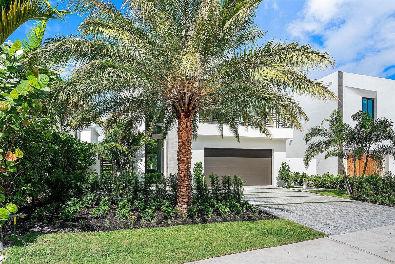 721 Lake Avenue N, Delray Beach, FL 33483 photo 3