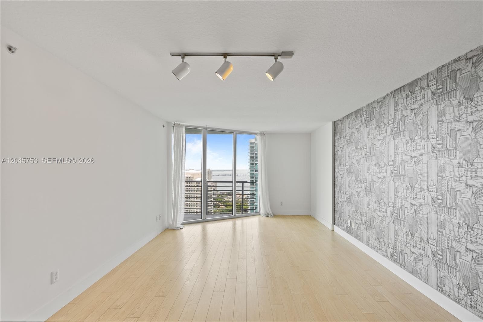 335 S Biscayne Blvd # 3503, Miami, FL 33131 photo 5