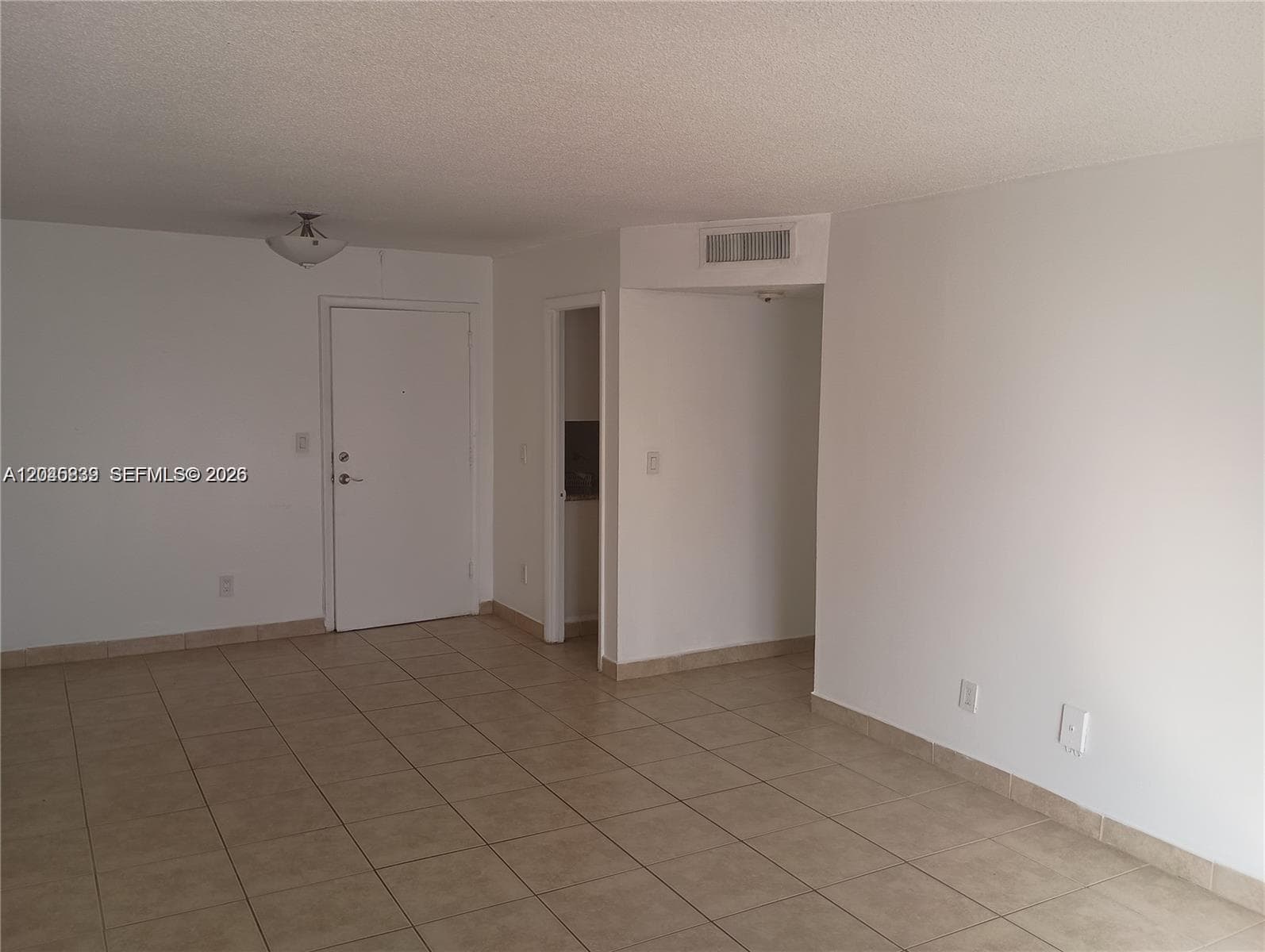 18100 Atlantic Blvd # 312, Sunny Isles Beach, FL 33160 photo 2