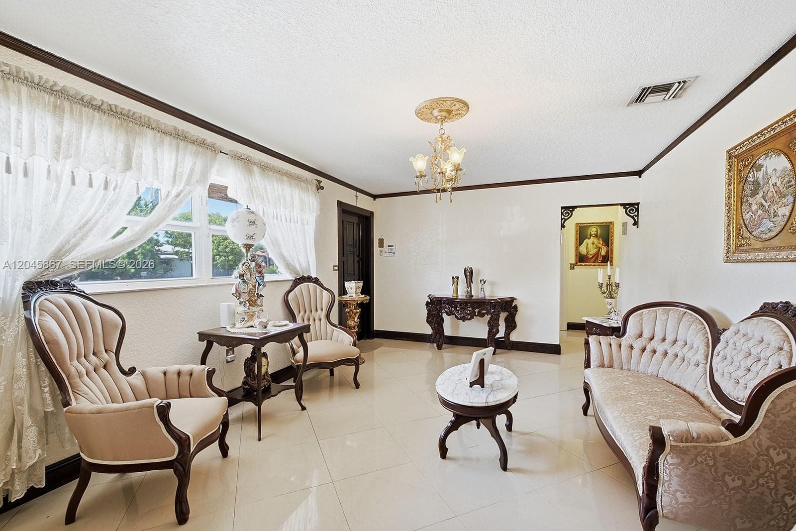 7858 NW 171st St, Hialeah, FL 33015 photo 4