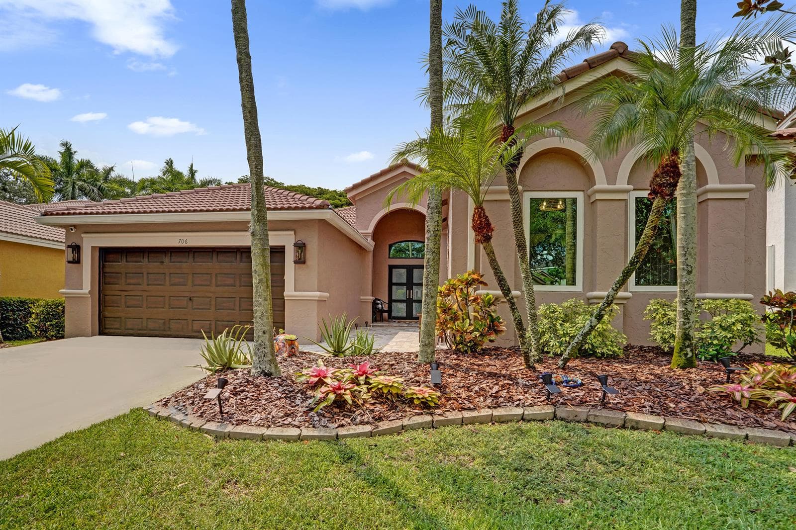 706 Tulip Circle, Weston, FL 33327